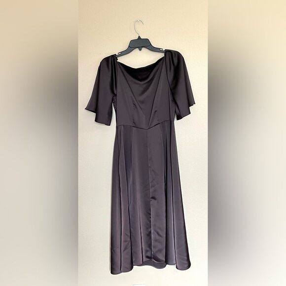 Banana Republic Flutter-Sleeve Knee Length Dress - Picture 8 of 9